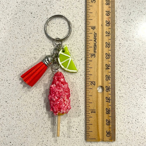 Mexican Elote w/ Limon Keychain - Fun and Unique Gift - Picture 3 of 3